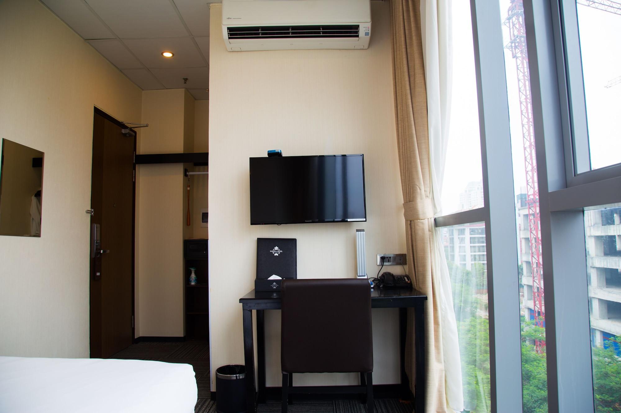 Sakura Hotel 2 Hanoi Exterior photo